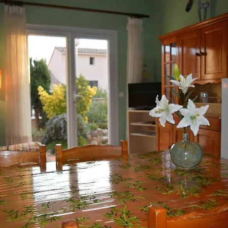Maison Avec Jardin, Veranda, Parking, Proche Port Et - 6 Pers. A Saint-cyprien - Fr-1-225d-177