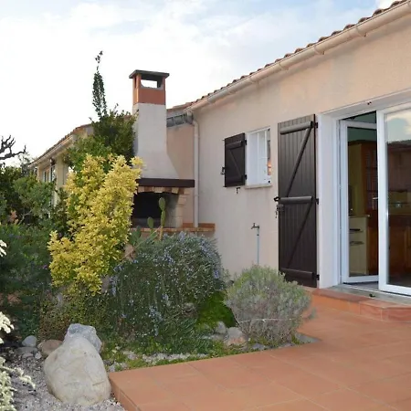 Maison Avec Jardin, Veranda, Parking, Proche Port Et - 6 Pers. A Saint-cyprien - Fr-1-225d-177 Holiday home